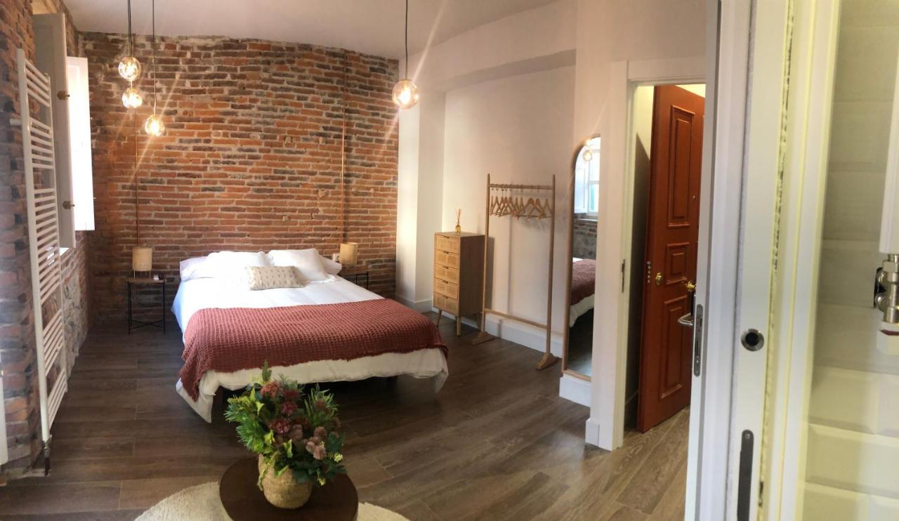 Albany Ancha Hotel León Buitenkant foto The bedroom of a typical apartment