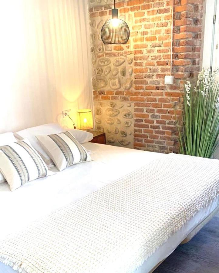 Albany Ancha Hotel León Buitenkant foto A bedroom at the Old Mill